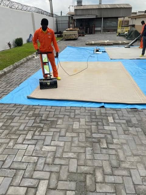 Incredible Cleaning